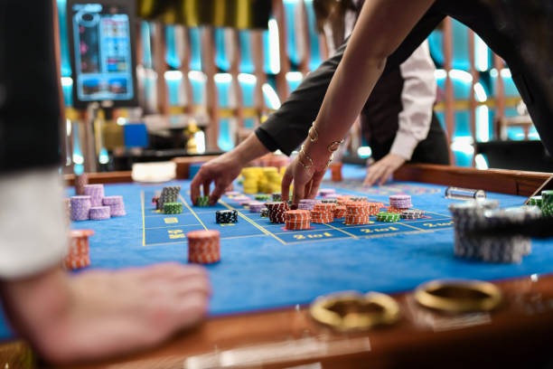 Free Bet Blackjack hand decision interface showing double and split options